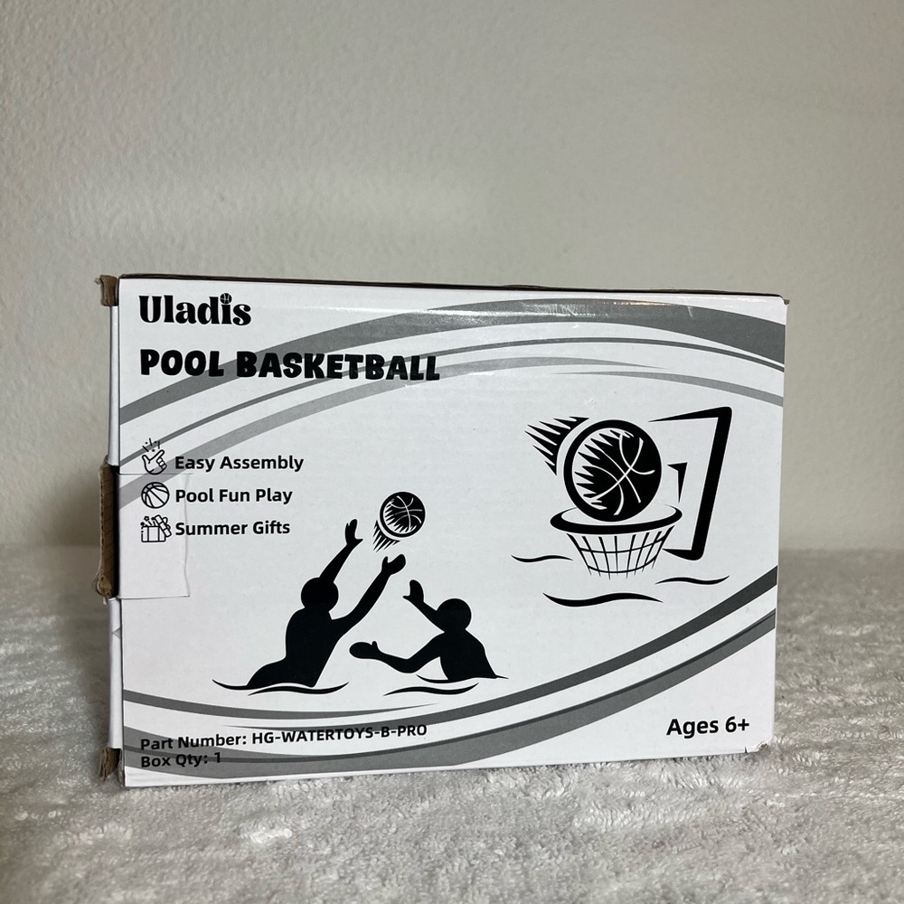 Kids Swim Pool Basketball Set of two, doesn’t include de hoop ( just two balls)